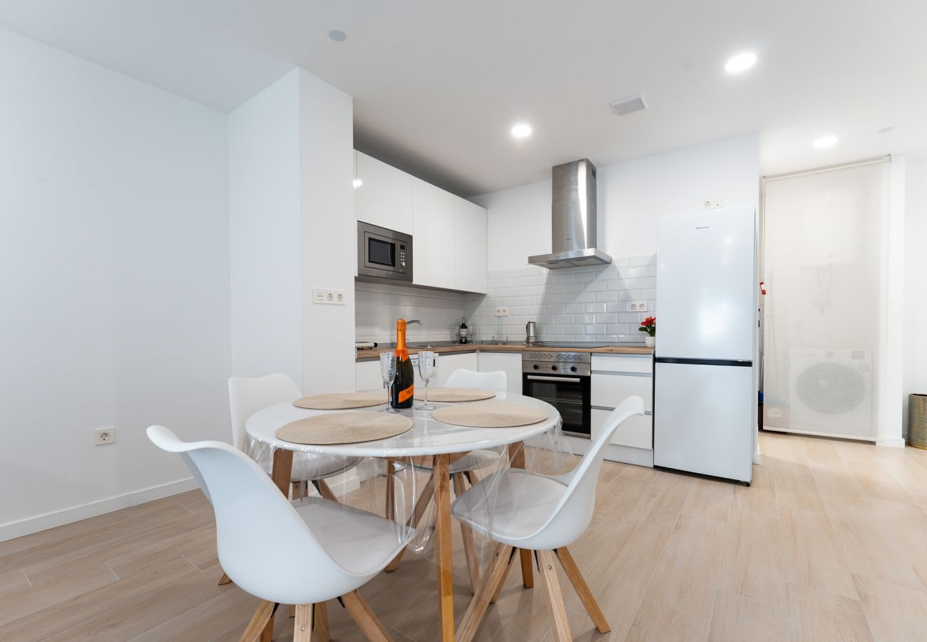 Appartement à Torremolinos - MalagaSuite Urban Beach E