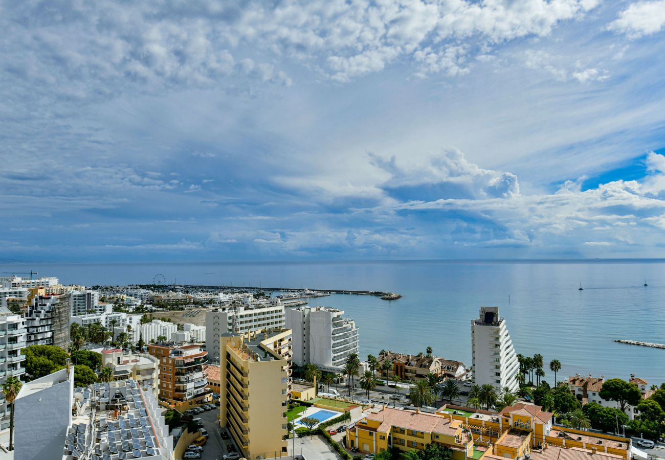 Appartement à Benalmádena - MalagaSuite Sea Horizon with Terrace