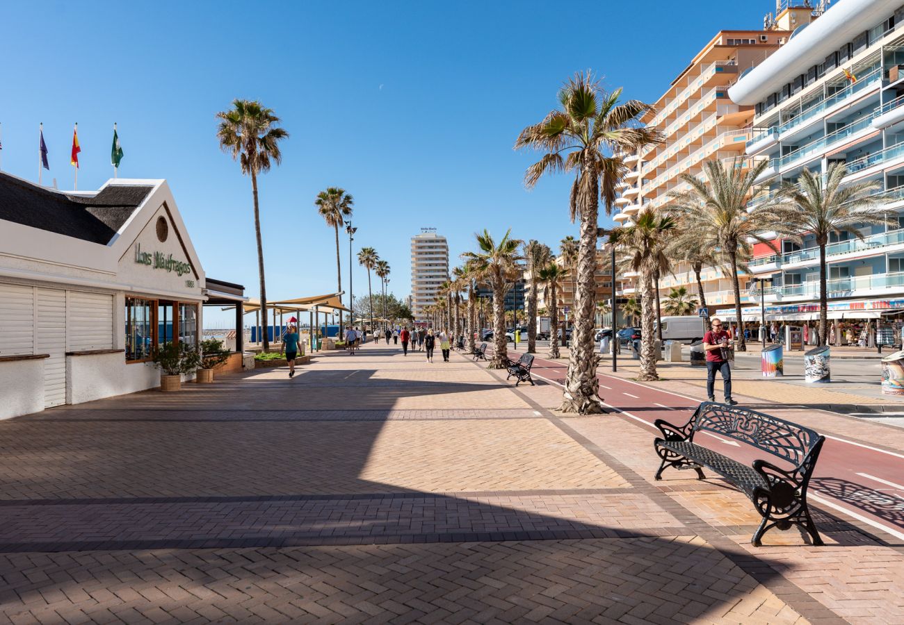 Appartamento a Fuengirola - MalagaSuite Front Beach Fuengirola