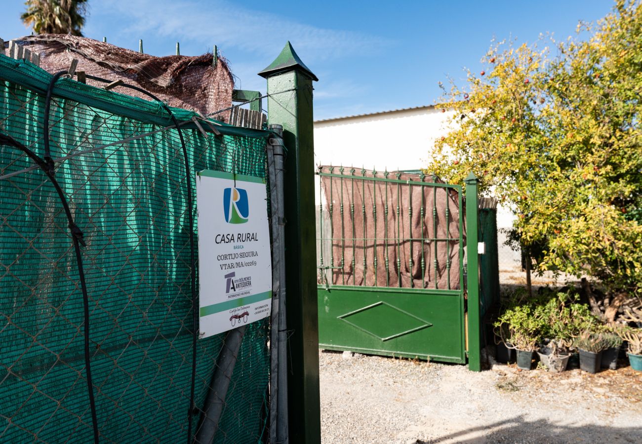 Casa rurale a Antequera - MalagaSuite Cortijo Segura