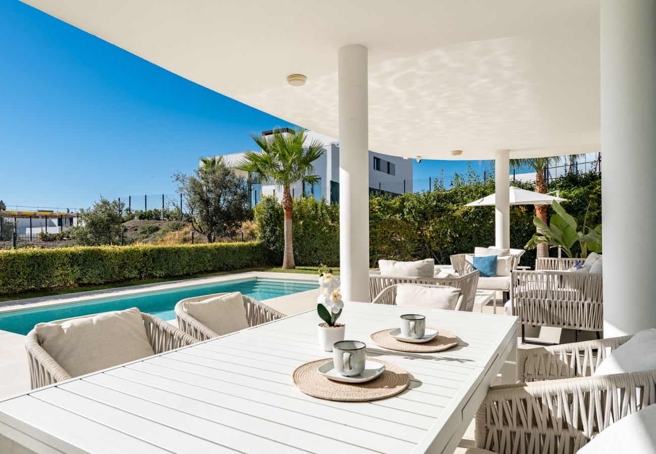 Appartamento a Fuengirola - MalagaSuite Higueron West Luxury & Private Pool