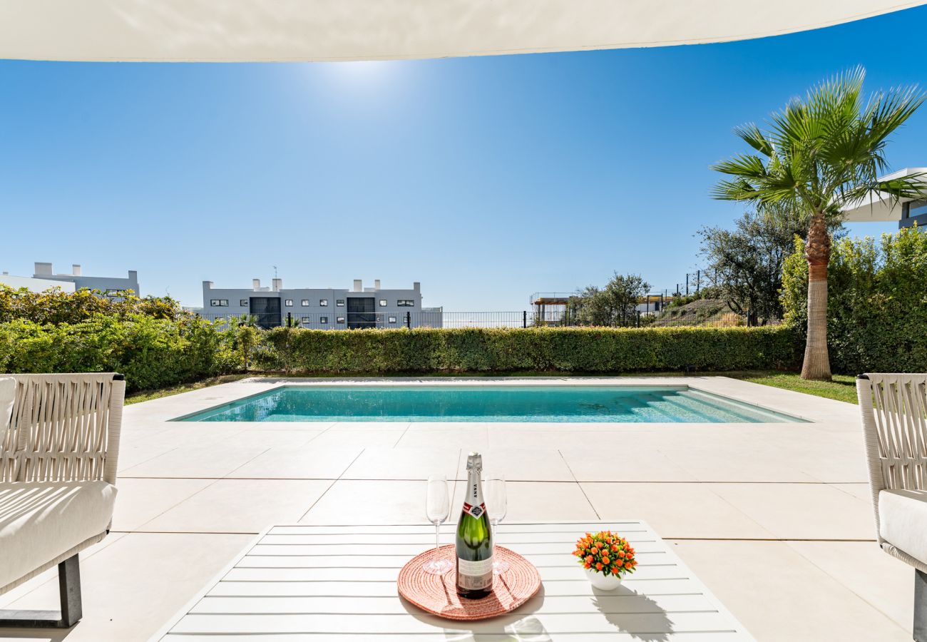 Appartamento a Fuengirola - MalagaSuite Higueron West Luxury & Private Pool