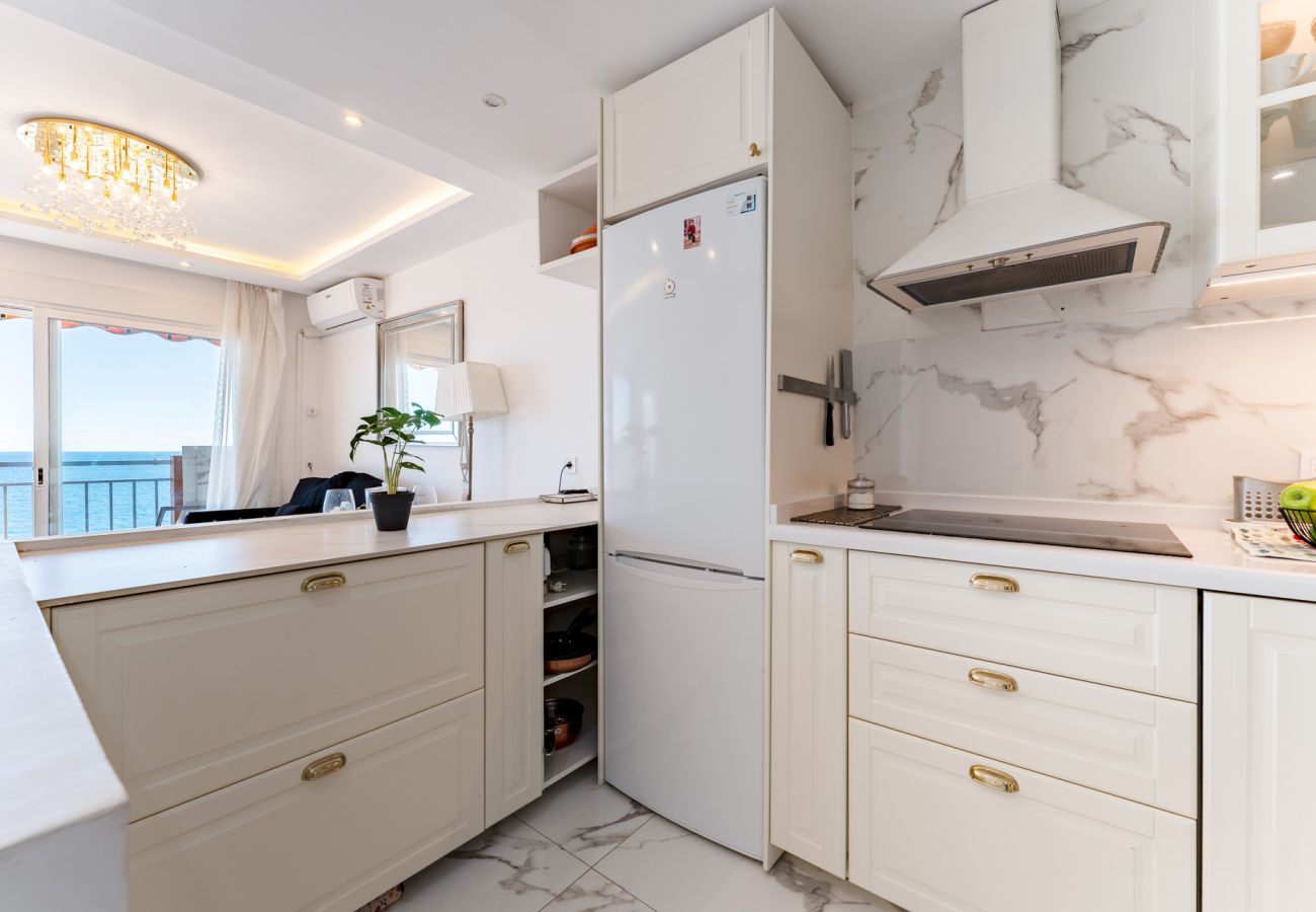 Appartamento a Fuengirola - MalagaSuite First Line Beach Terrace