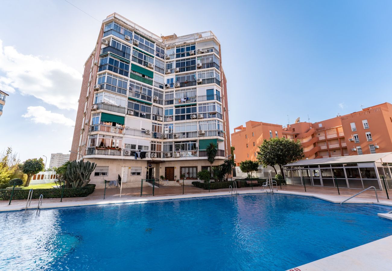 Appartamento a Torremolinos - MalagaSuite Acogedor apartamento con vistas al mar