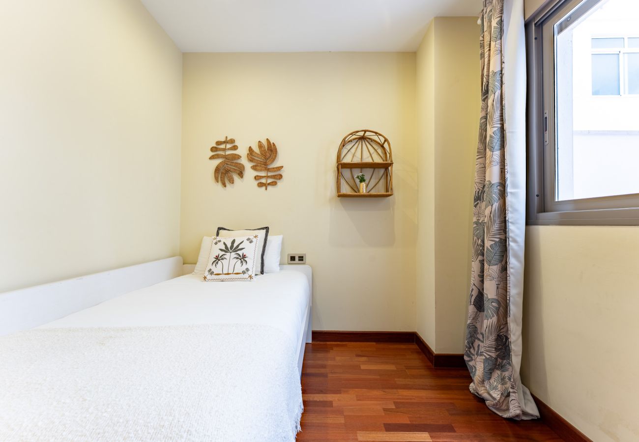 Appartamento a Torremolinos - MalagaSuite Pinillo Pool & Parking