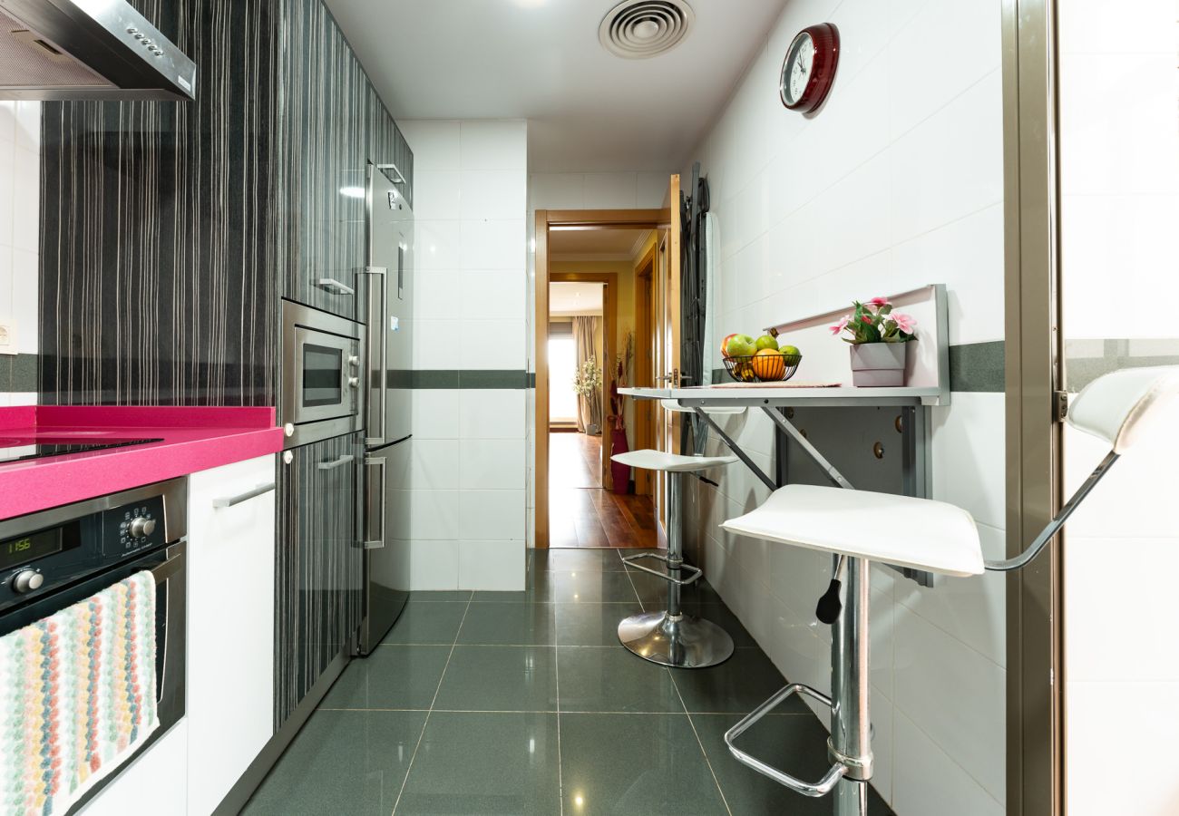 Appartamento a Torremolinos - MalagaSuite Pinillo Pool & Parking