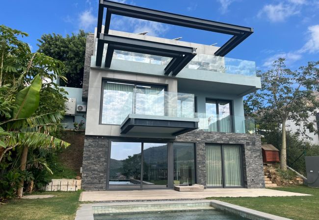 Villa a Mijas - Villa Araucaria