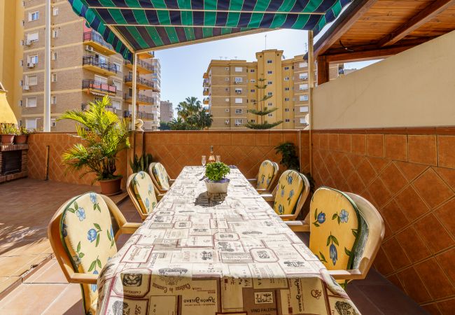 公寓 在 Torremolinos - MalagaSuite Relax Terrace & Pool
