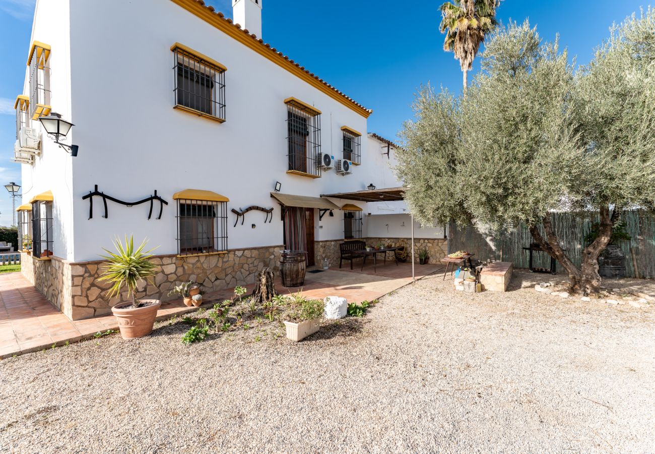 乡间别墅 在 Antequera - MalagaSuite Cortijo Segura