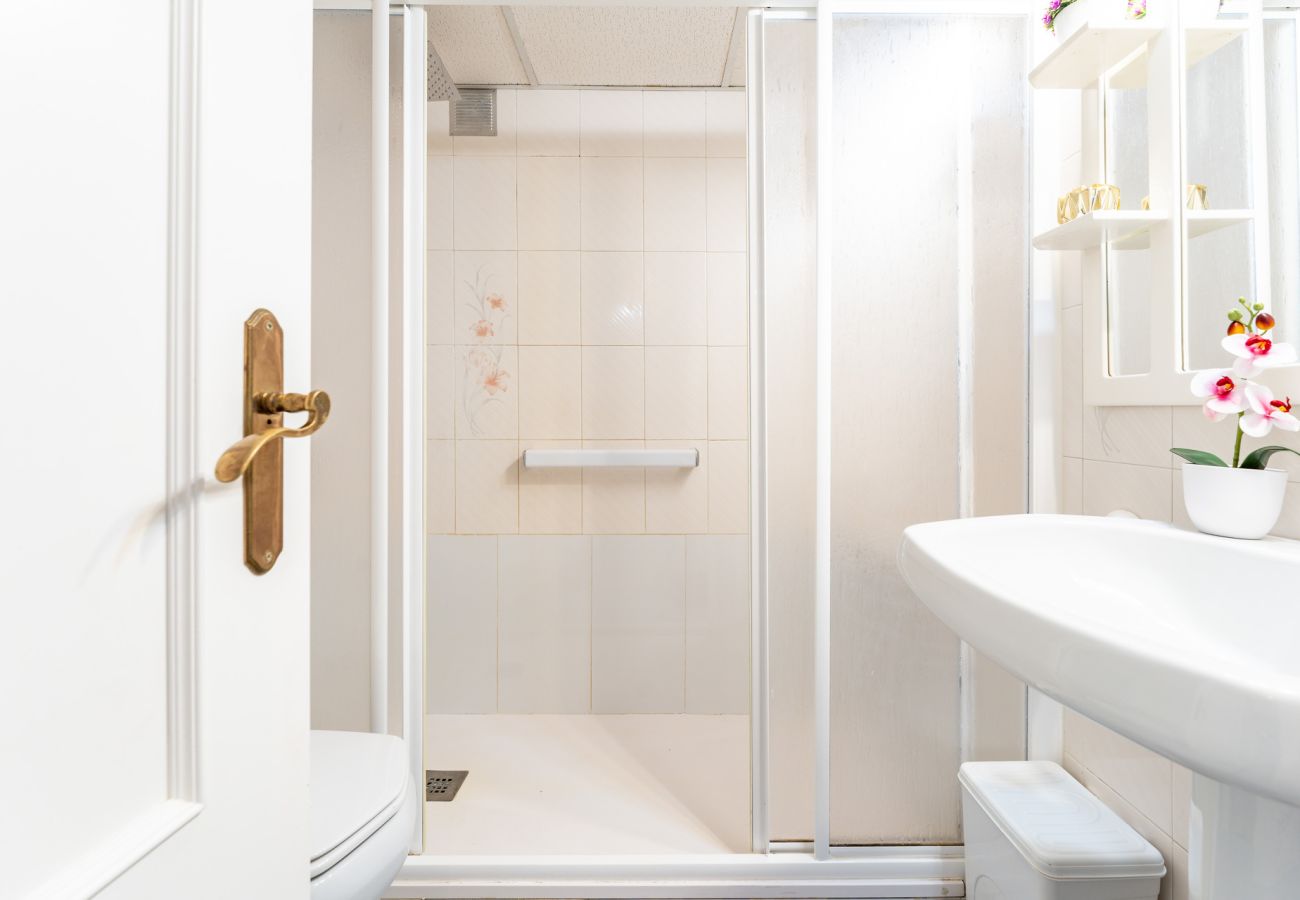 公寓 在 Torremolinos - MalagaSuite Tropical Oasis Terrace