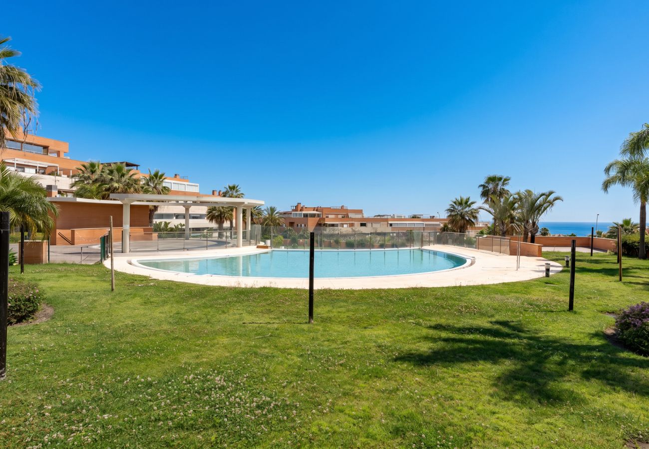 公寓 在 Torremolinos - MalagaSuite Pinillo Pool & Parking
