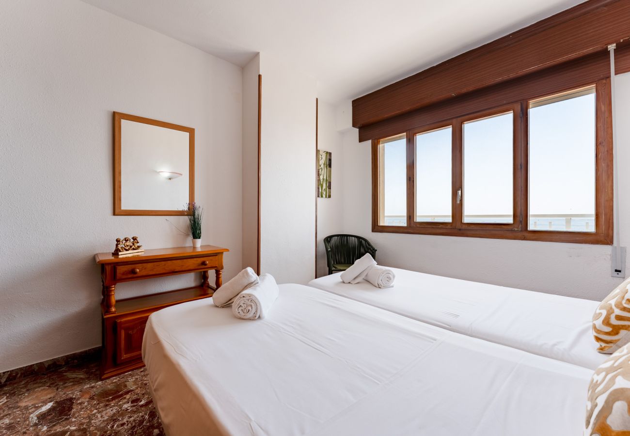 公寓 在 Fuengirola - MalagaSuite Frontline Beach Fuengirola