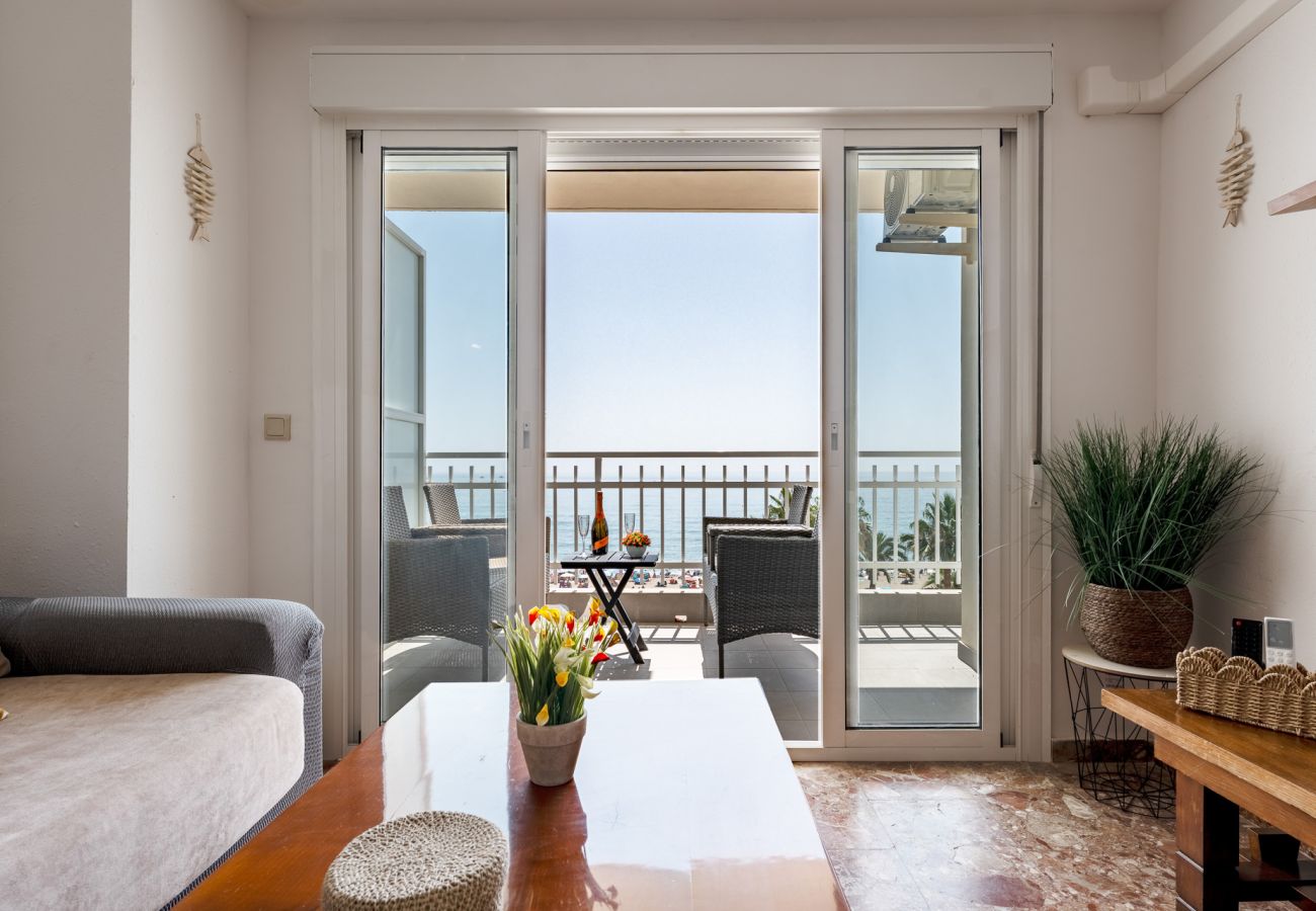 公寓 在 Fuengirola - MalagaSuite Frontline Beach Fuengirola